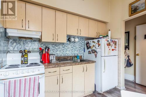 493 Carlaw Avenue, Toronto, ON - Indoor Photo Showing Kitchen