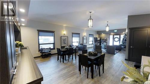 400 Bighorn  Boulevard Unit# 415 G, Radium Hot Springs, BC - Indoor Photo Showing Dining Room