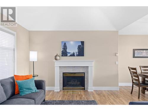 2629 Copper Ridge Drive, West Kelowna, BC - Indoor Photo Showing Living Room With Fireplace