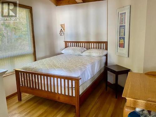 1101 Sunset Trail, Savary Island, BC - Indoor Photo Showing Bedroom