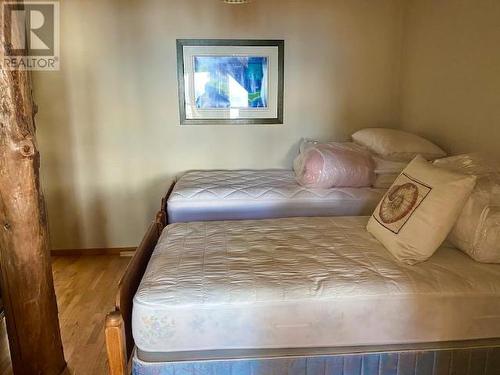 1101 Sunset Trail, Savary Island, BC - Indoor Photo Showing Bedroom