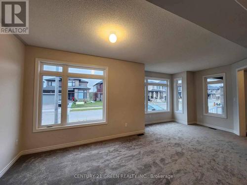 41 Bentgrass Dr, Welland, ON - Indoor Photo Showing Other Room