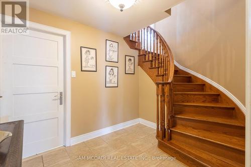6844 Golden Hills Way, Mississauga, ON - Indoor Photo Showing Other Room