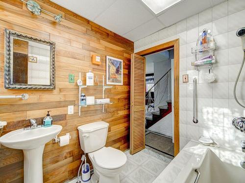Salle de bains - 64C Rue Des Ormes, Vaudreuil-Sur-Le-Lac, QC - Indoor Photo Showing Bathroom