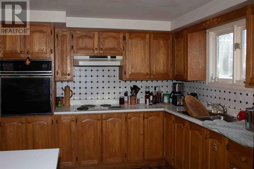 23 Sweetland'S Hill, Bonavista, NL - Indoor Photo Showing Kitchen With Double Sink