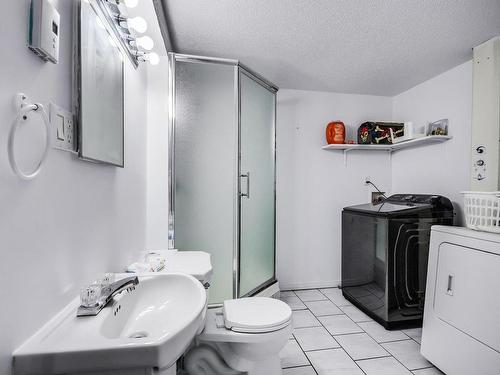 Bathroom - 993 Rue Grandmaison, Gatineau (Buckingham), QC - Indoor Photo Showing Laundry Room
