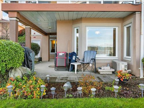 16-100 Gifford Rd, Ladysmith, BC - Outdoor With Exterior