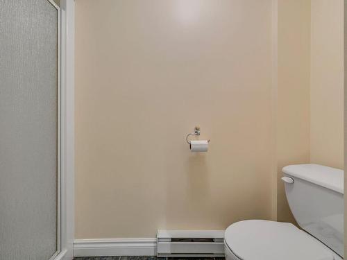 Bathroom - 205-33 Rue St-Louis, Québec (La Cité-Limoilou), QC - Indoor Photo Showing Bathroom