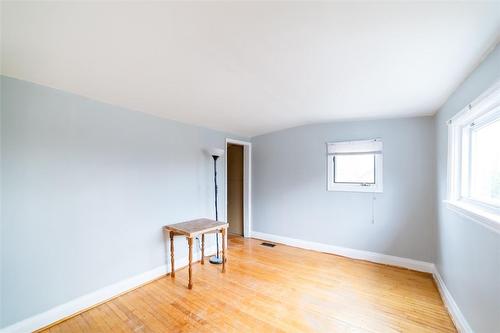 36 West 3Rd Street|Unit #Upper, Hamilton, ON - Indoor Photo Showing Other Room