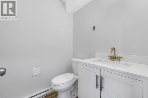18 Cousens Place, St. John'S, NL - Indoor Photo Showing Bathroom