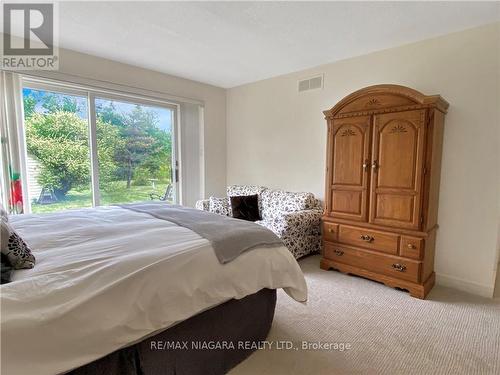 995 Concession Rd, Fort Erie, ON - Indoor Photo Showing Bedroom