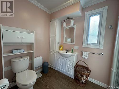 403 Goderich Street, Dalhousie, NB - Indoor Photo Showing Bathroom