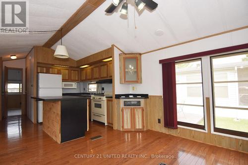 12 Tyler Drive, Otonabee-South Monaghan, ON - Indoor Photo Showing Kitchen