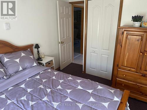 108 Coldstream Road, Kawartha Lakes, ON - Indoor Photo Showing Bedroom