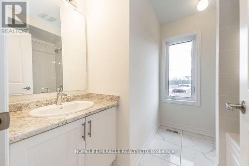 18 Heming Street S, Brant, ON - Indoor Photo Showing Bathroom