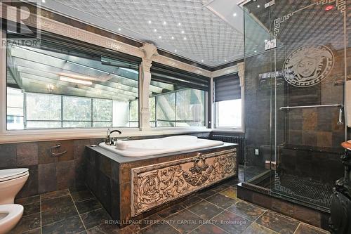 300 Hendon Ave, Toronto, ON - Indoor Photo Showing Bathroom