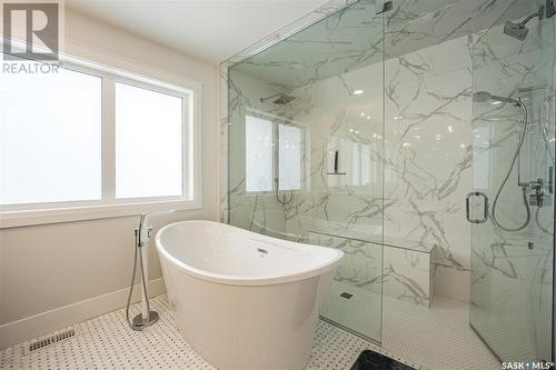 136 Greenbryre Court, Greenbryre, SK - Indoor Photo Showing Bathroom