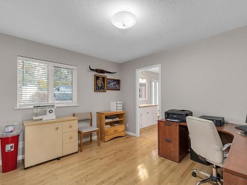 31-17017 Snow Avenue, Summerland, BC - Indoor Photo Showing Office