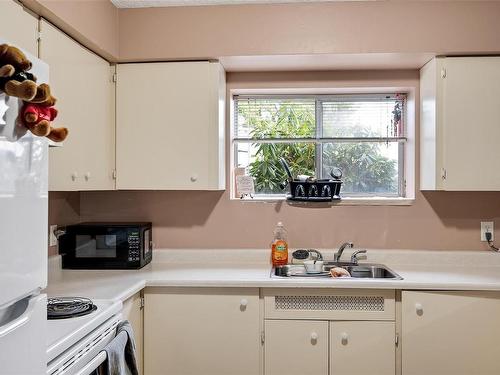 2068 Townsend Rd, Sooke, BC - Indoor Photo Showing Kitchen With Double Sink