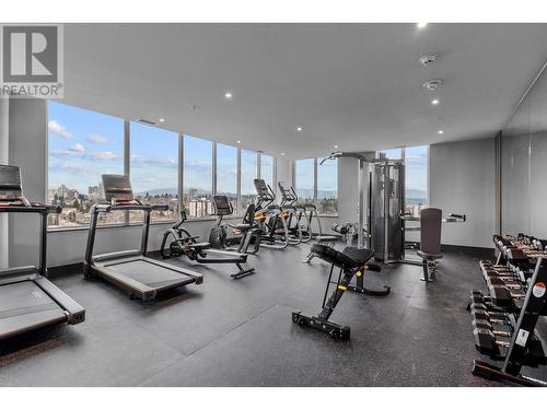 2101 823 Carnarvon Street, New Westminster, BC - Indoor Photo Showing Gym Room