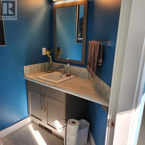 4700 Schubert Road, Armstrong, BC - Indoor Photo Showing Bathroom