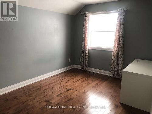 8 Gormley Rd E, Richmond Hill, ON - Indoor Photo Showing Other Room