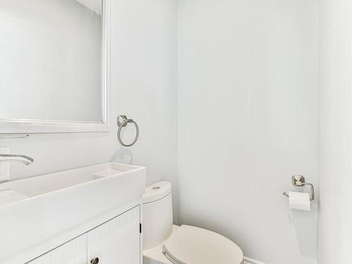 Powder room - 534 Rue Richelieu, Saint-Marc-Sur-Richelieu, QC - Indoor Photo Showing Bathroom
