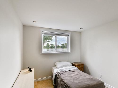 Bedroom - 534 Rue Richelieu, Saint-Marc-Sur-Richelieu, QC - Indoor Photo Showing Bedroom