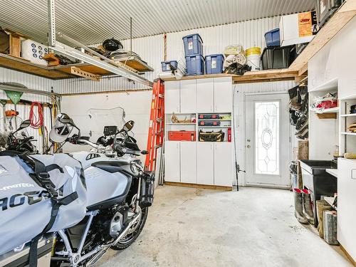 Garage - 534 Rue Richelieu, Saint-Marc-Sur-Richelieu, QC - Indoor