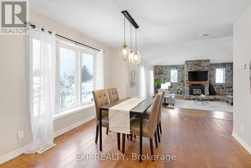 137 North Street, Alnwick/Haldimand, ON - Indoor Photo Showing Dining Room With Fireplace