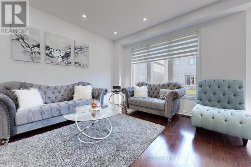 20 Mclean Avenue, Collingwood, ON - Indoor Photo Showing Living Room
