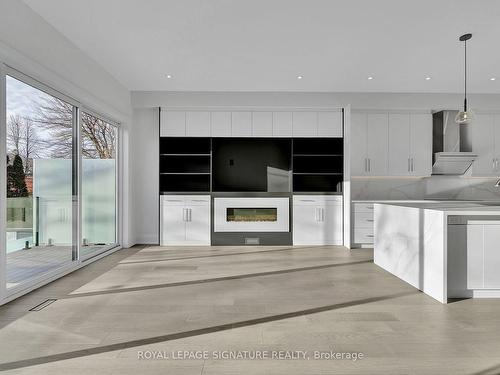 40 Manderley Dr, Toronto, ON - Indoor Photo Showing Kitchen