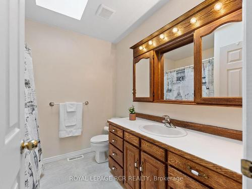 400 Brunswick St, Minto, ON - Indoor Photo Showing Bathroom