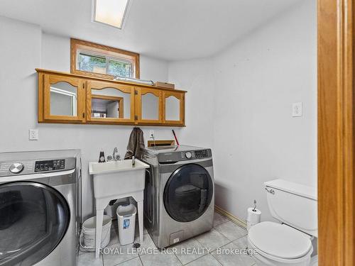 400 Brunswick St, Minto, ON - Indoor Photo Showing Laundry Room