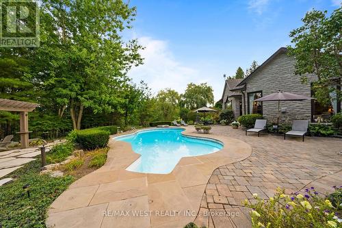 5775 Kirby Rd, Vaughan, ON - Outdoor With In Ground Pool