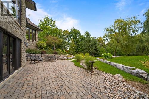 5775 Kirby Rd, Vaughan, ON - Outdoor