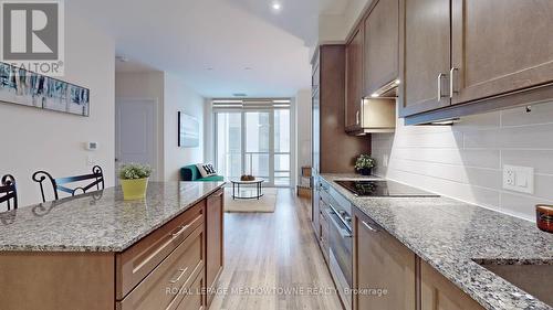 #208 -9085 Jane St, Vaughan, ON - Indoor Photo Showing Kitchen With Upgraded Kitchen