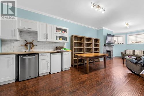 9 Marios Street, Conception Bay South, NL - Indoor Photo Showing Kitchen