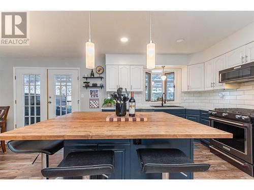 27 Preston Crescent, Enderby, BC - Indoor Photo Showing Kitchen With Upgraded Kitchen