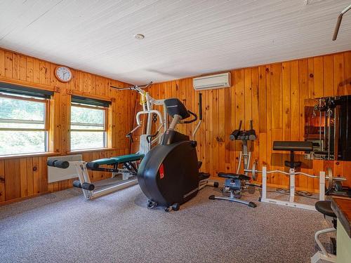 Exercise room - 598 Rue Main, Hudson, QC - Indoor Photo Showing Gym Room