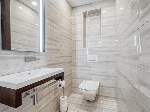 Powder room - 598 Rue Main, Hudson, QC - Indoor Photo Showing Bathroom