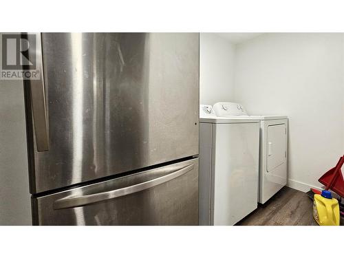 2650 Thacker Drive, West Kelowna, BC - Indoor Photo Showing Laundry Room