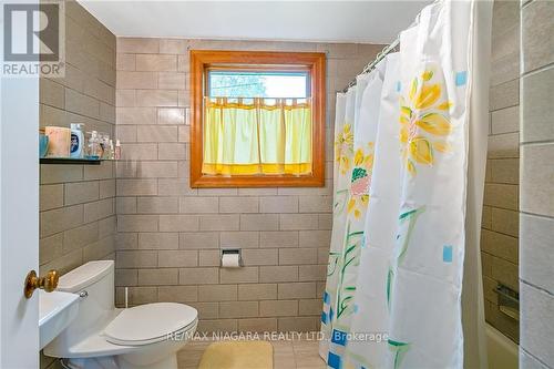 5685 Firelane 27 Lane, Port Colborne, ON - Indoor Photo Showing Bathroom