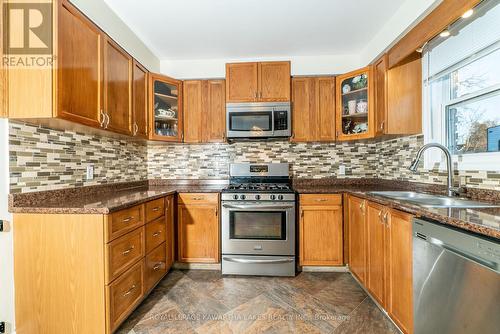 73 King St, Kawartha Lakes, ON - Indoor Photo Showing Kitchen With Double Sink