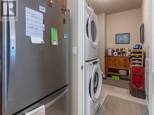3388 Skaha Lake Road Unit# 903, Penticton, BC - Indoor Photo Showing Laundry Room