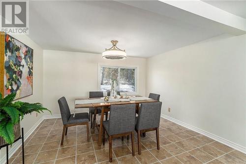114 Macmillan Drive, Perth, ON - Indoor Photo Showing Dining Room