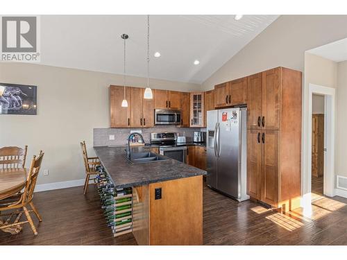 1258 Bergamot Avenue, Kelowna, BC - Indoor Photo Showing Kitchen With Double Sink