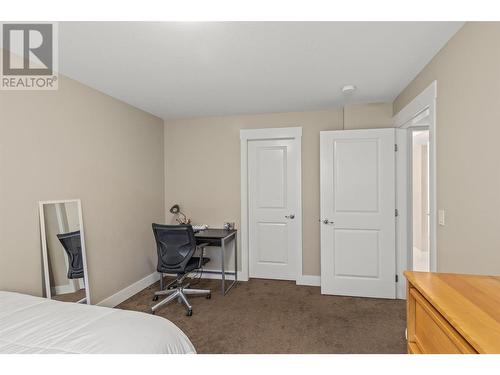 1258 Bergamot Avenue, Kelowna, BC - Indoor Photo Showing Bedroom