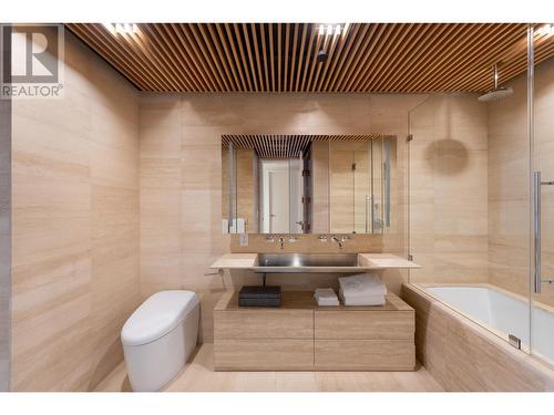 1703 1568 Alberni Street, Vancouver, BC - Indoor Photo Showing Bathroom