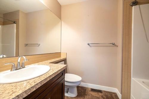 2311 Falcon Court, Sparwood, BC - Indoor Photo Showing Bathroom